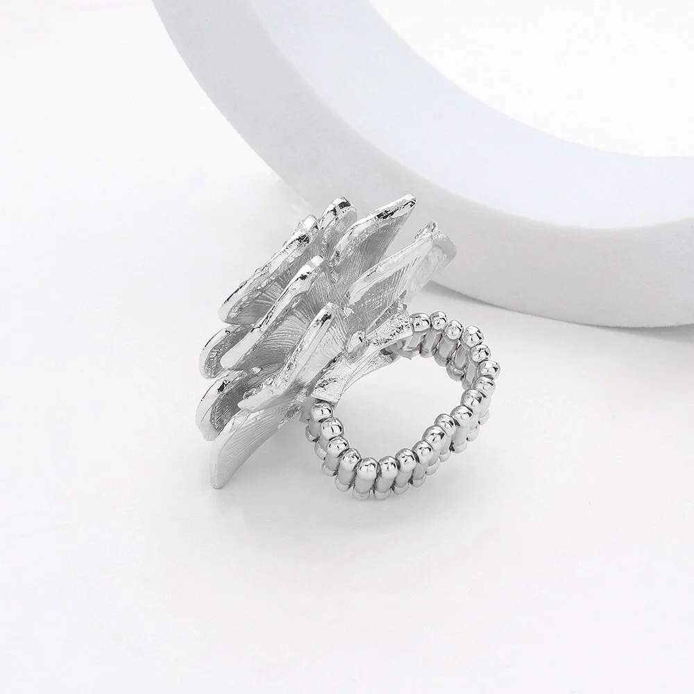 Round Stone Centered Rhinestone Paved Flower Stretch Ring - Picture 3 of 4